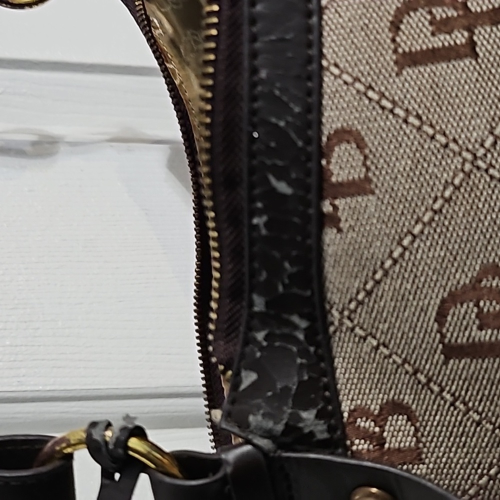 Purse - Picture 4 of 9